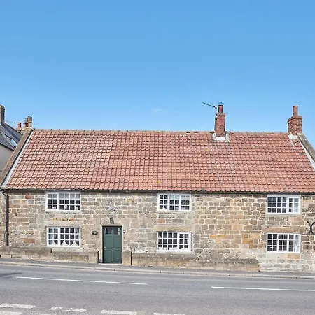 Host & - Oakdene Holiday home *
